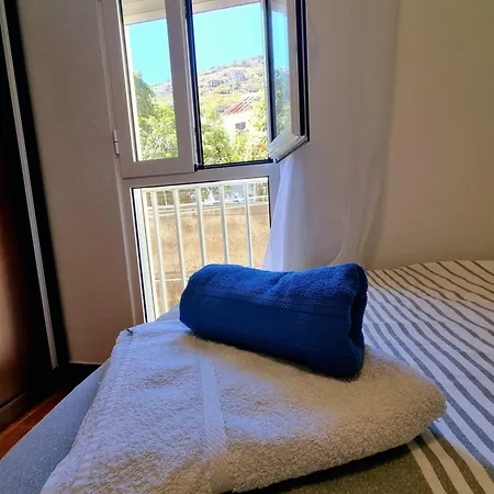 Ribeirinho - * Machico (Madeira)