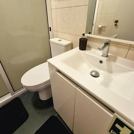 Ribeirinho - * Machico (Madeira)